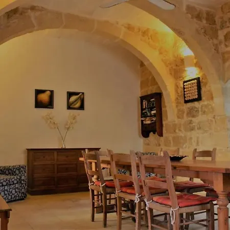 Ta'giannmarie Farmhouse. Traditional Farmhouse With Large Private Pool. Villa