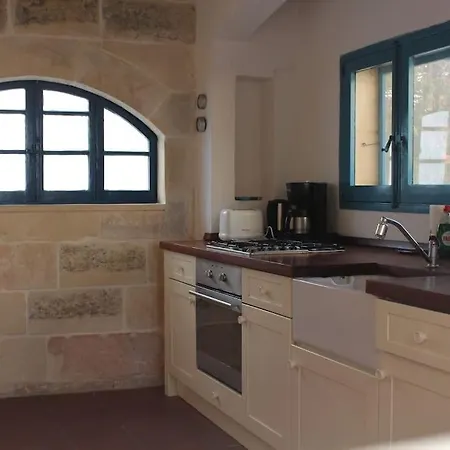 Ta'giannmarie Farmhouse. Traditional Farmhouse With Large Private Pool. Villa *