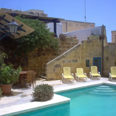 Villa Ta'giannmarie Farmhouse. Traditional Farmhouse With Large Private Pool. *