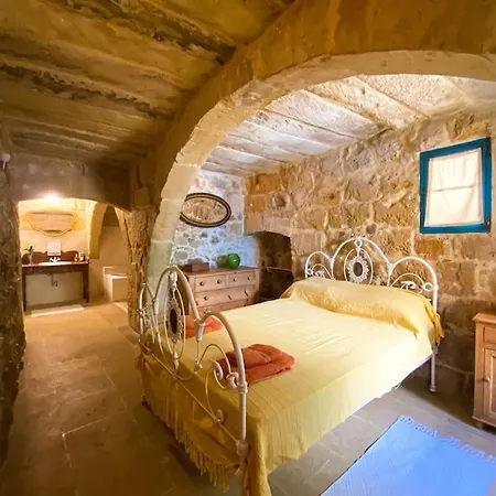 Ta'giannmarie Farmhouse. Traditional Farmhouse With Large Private Pool. *