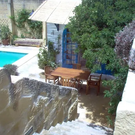Ta'giannmarie Farmhouse. Traditional Farmhouse With Large Private Pool.